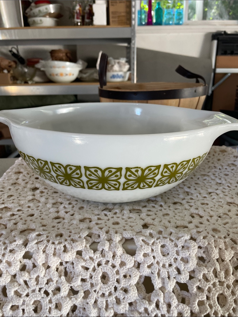 Vintage Pyrex Cinderella Bowl #444 Verde